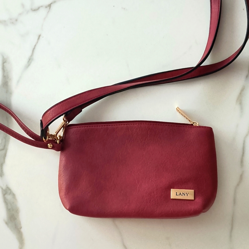 Lany purse/bagMaroon
